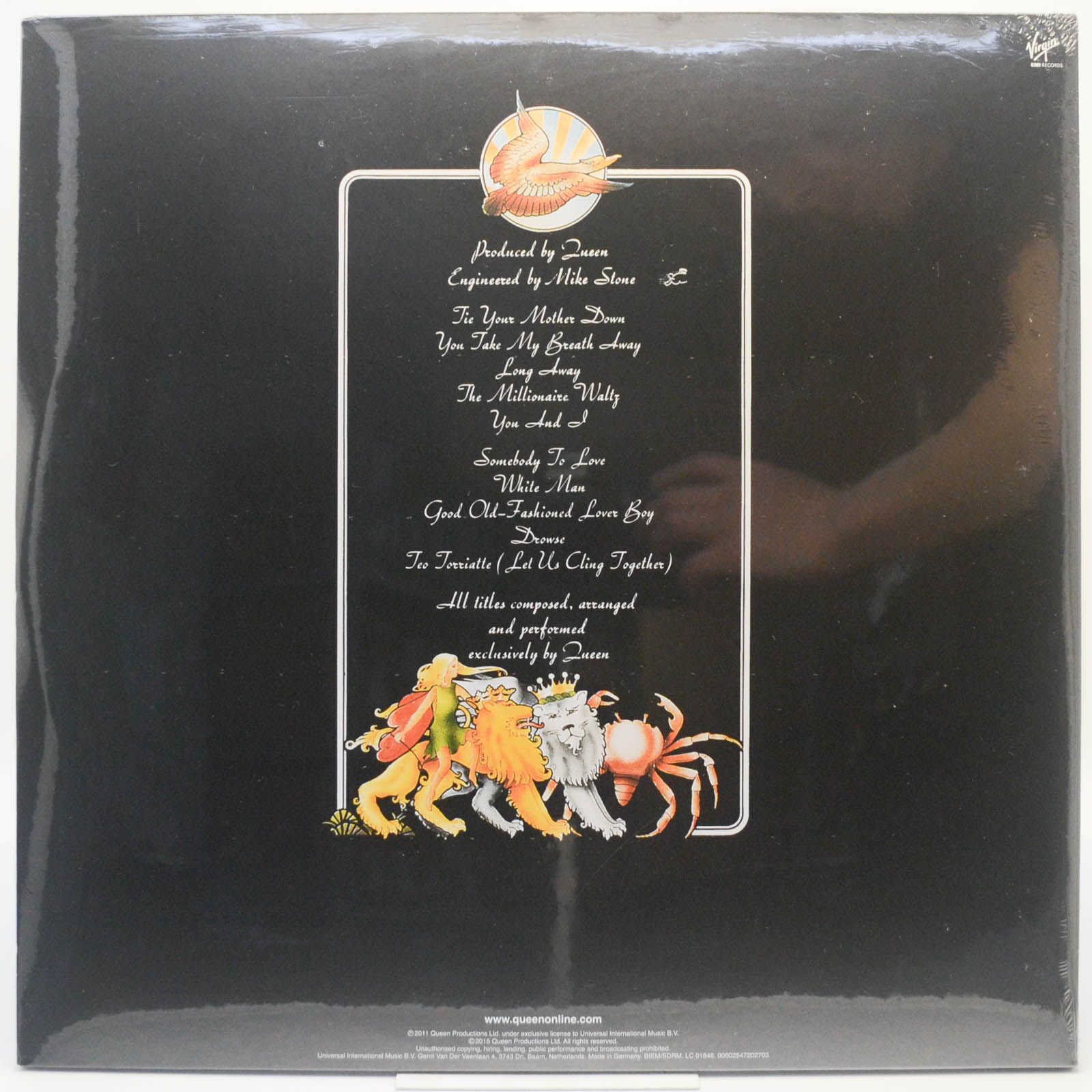 Queen — A Day At The Races, 1976