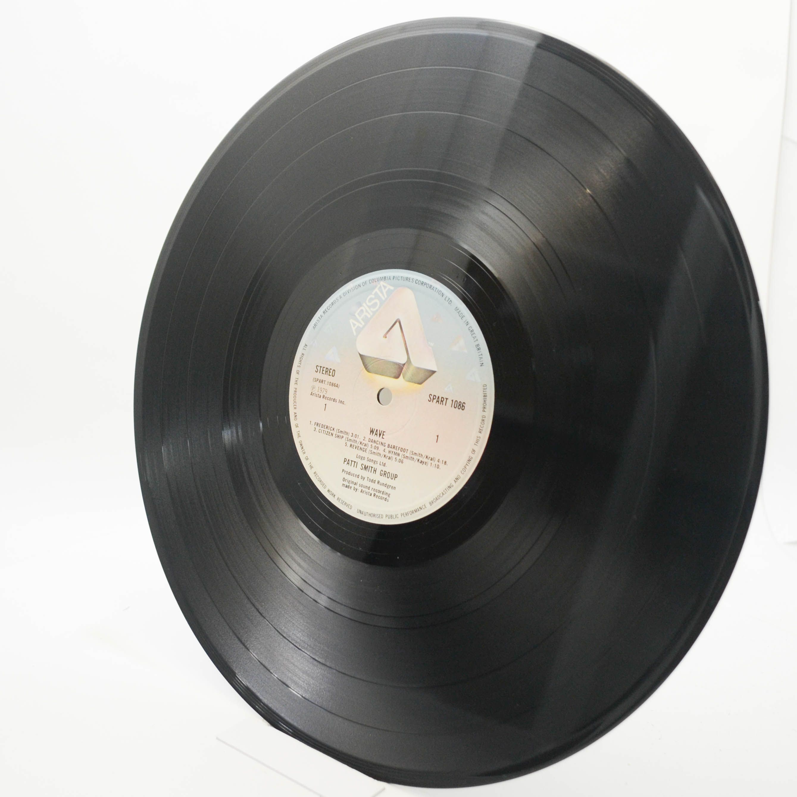 Patti Smith Group — Wave (UK), 1979