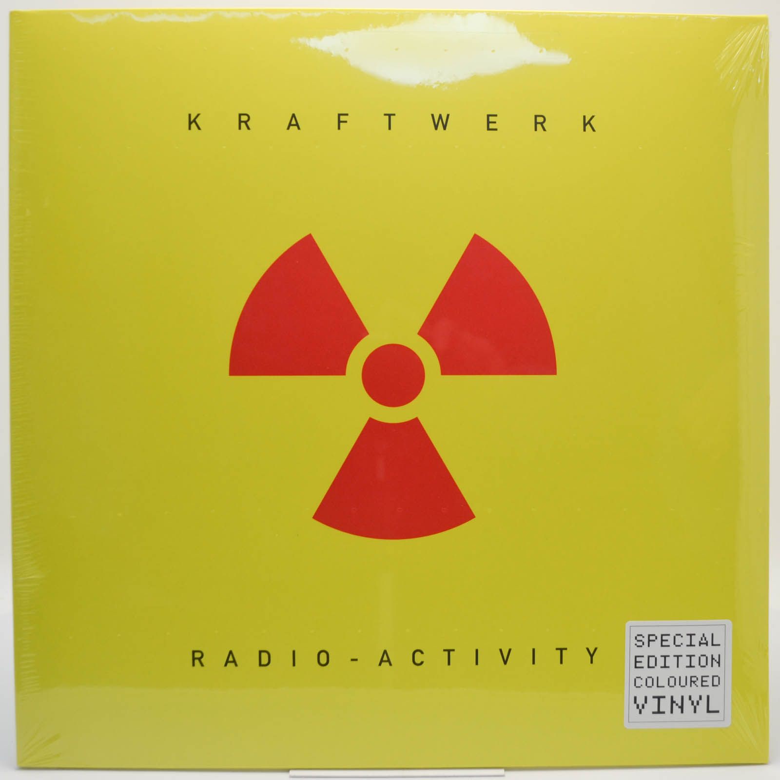 Kraftwerk — Radio-Activity, 1975
