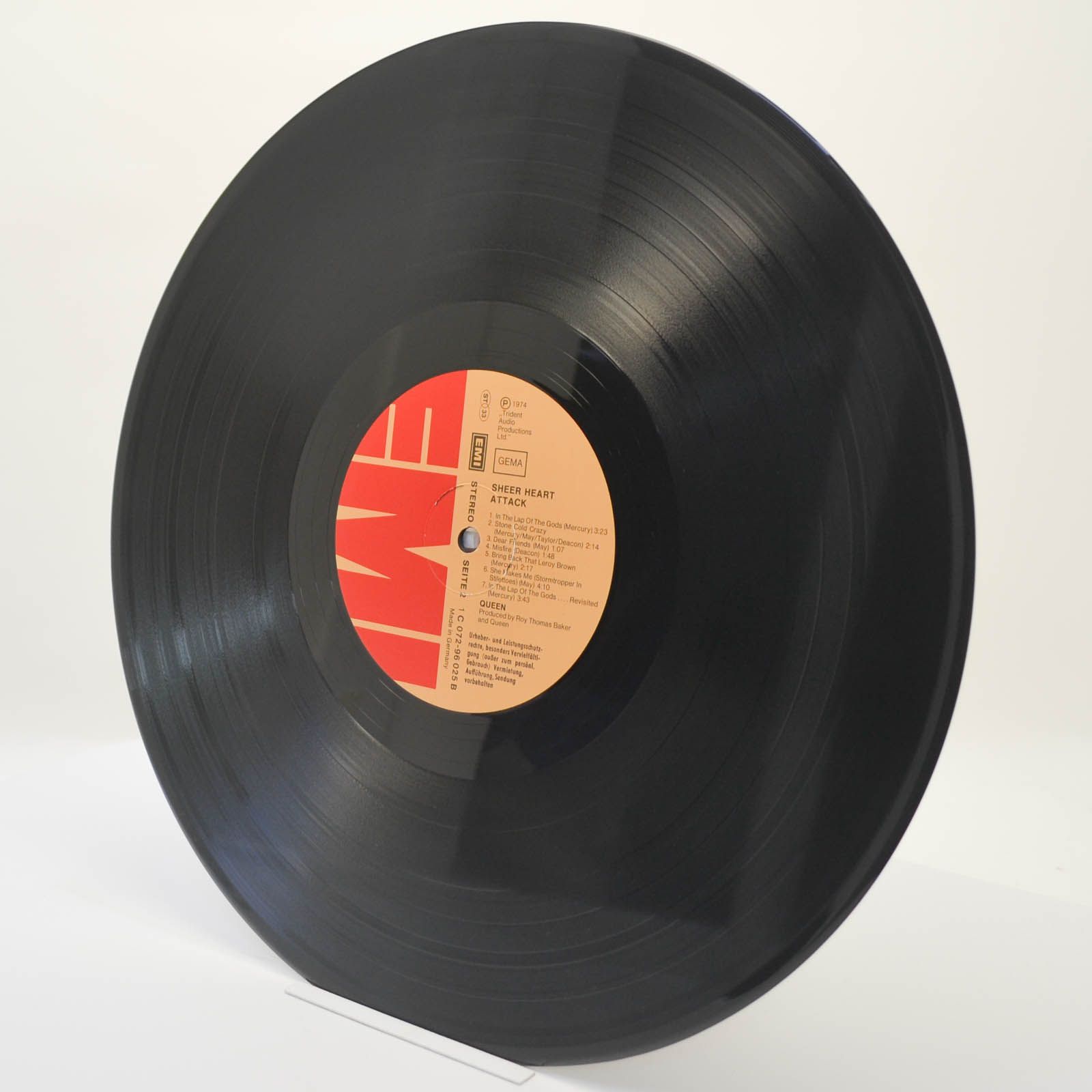 Queen — Sheer Heart Attack, 1974