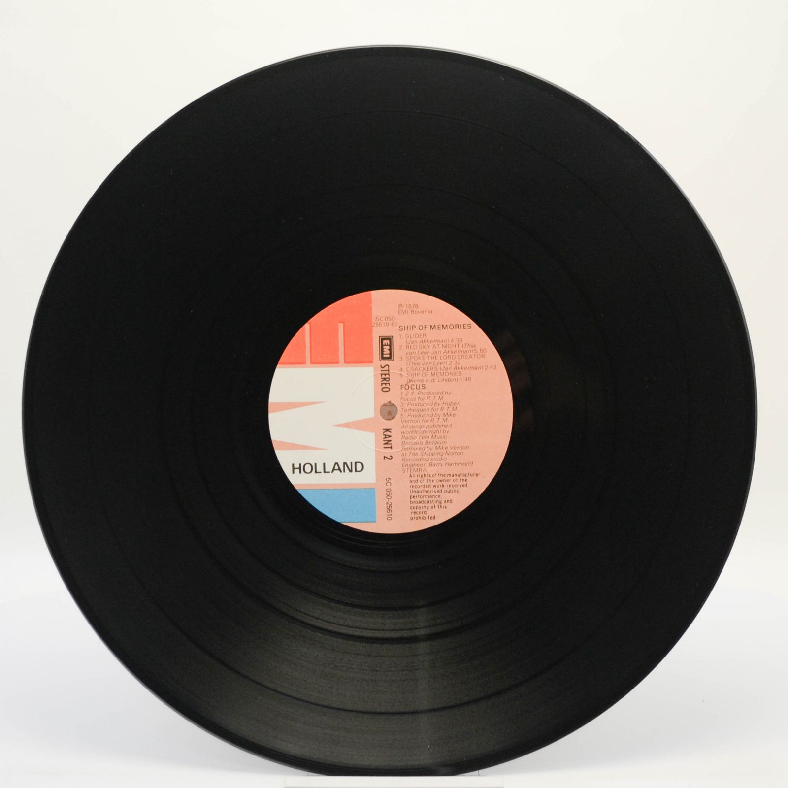 Focus — Ship Of Memories, 1976