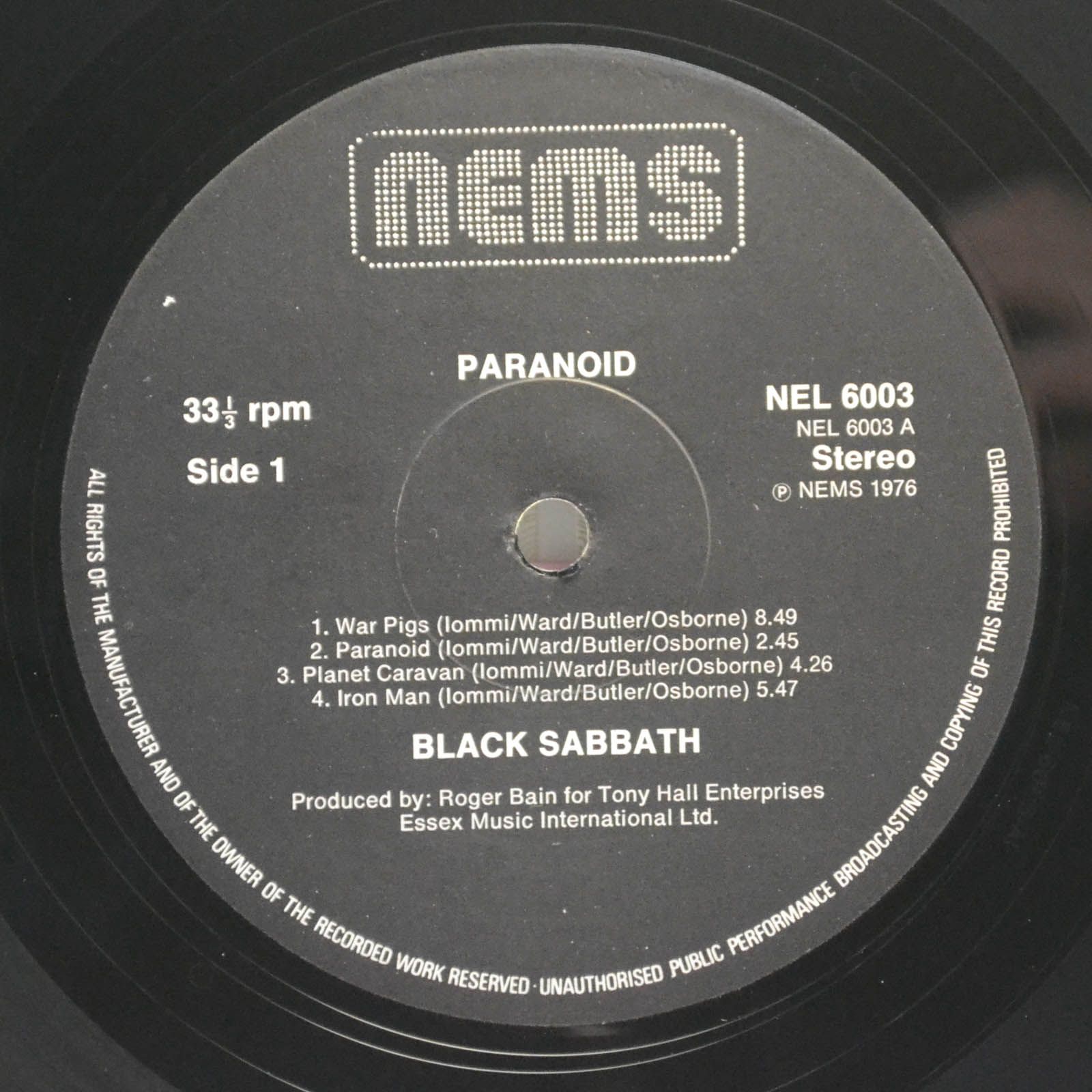 Black Sabbath — Paranoid (UK), 1970