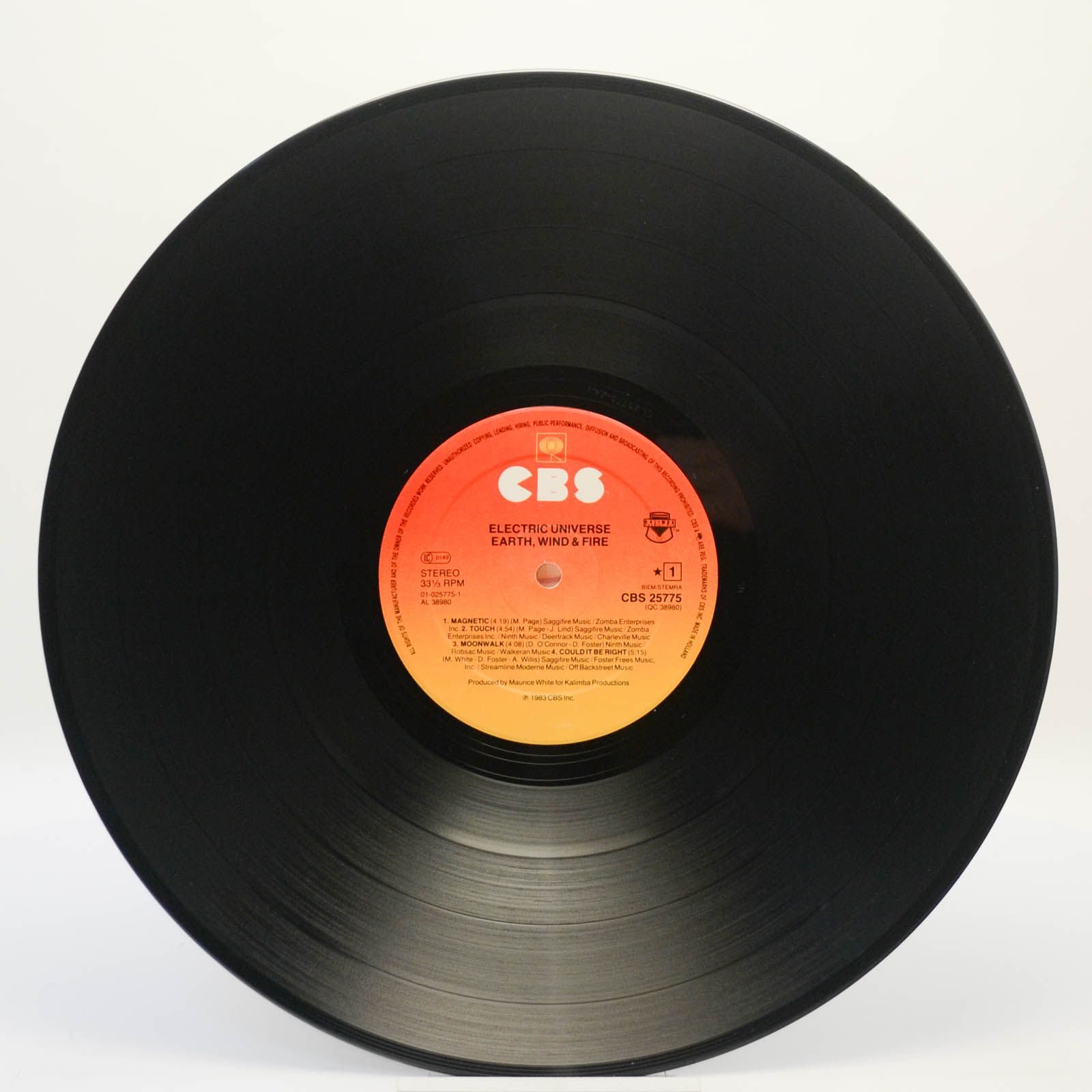 Earth, Wind & Fire — Electric Universe, 1983