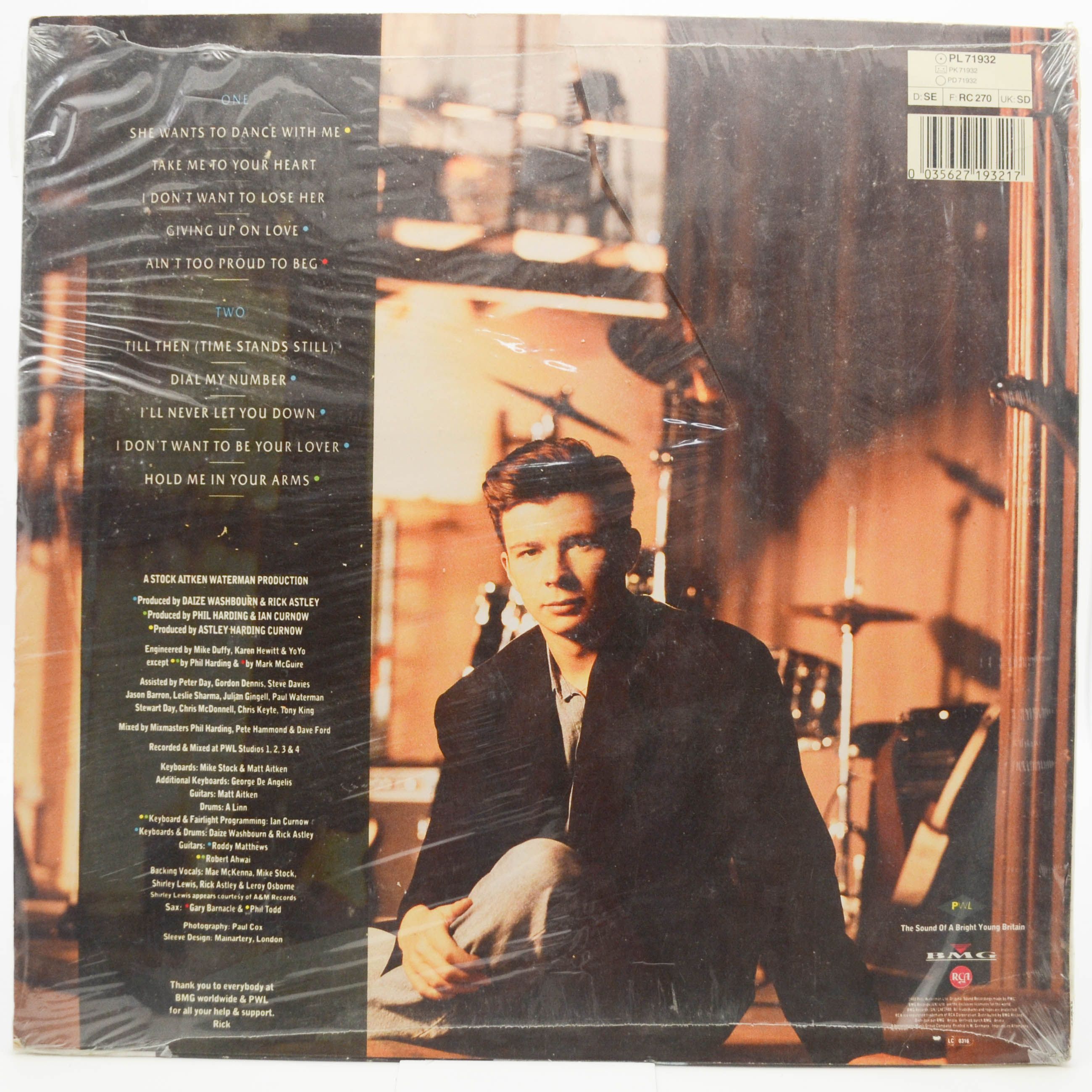 Rick Astley — Hold Me In Your Arms, 1988