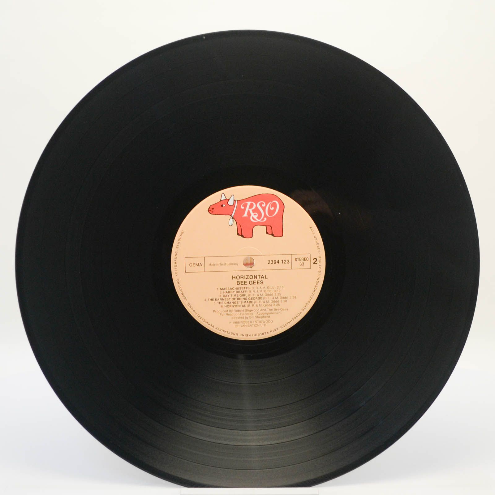 Bee Gees — Horizontal, 1968