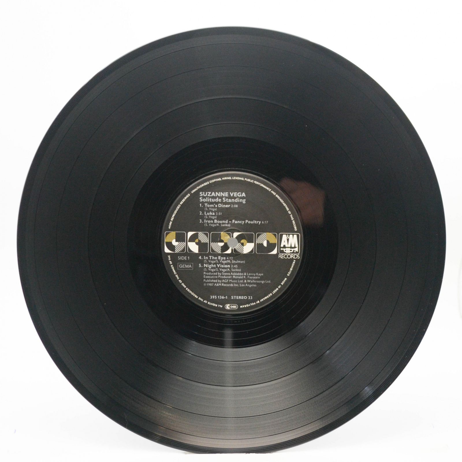 Suzanne Vega — Solitude Standing, 1987