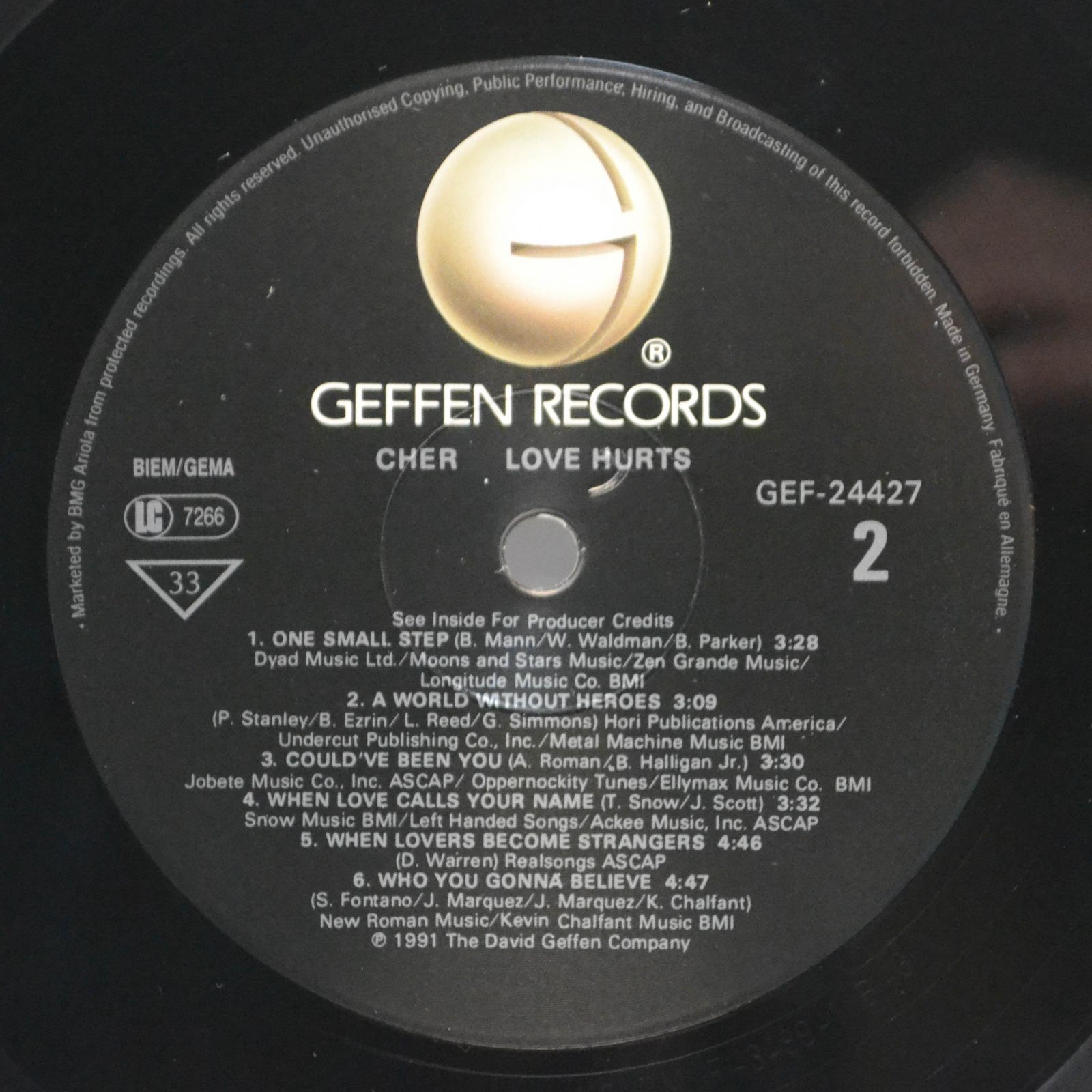 Cher — Love Hurts, 1991