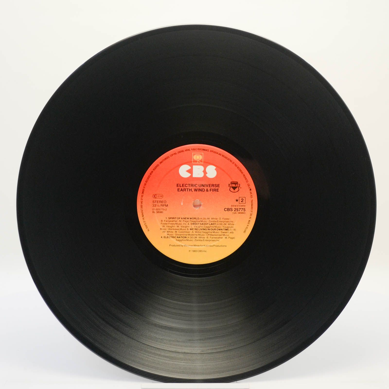 Earth, Wind & Fire — Electric Universe, 1983