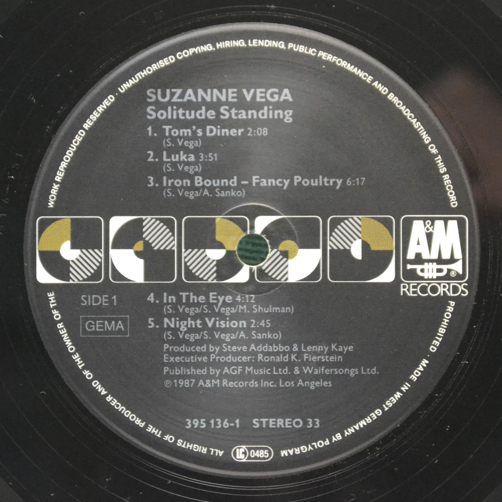 Suzanne Vega — Solitude Standing, 1987