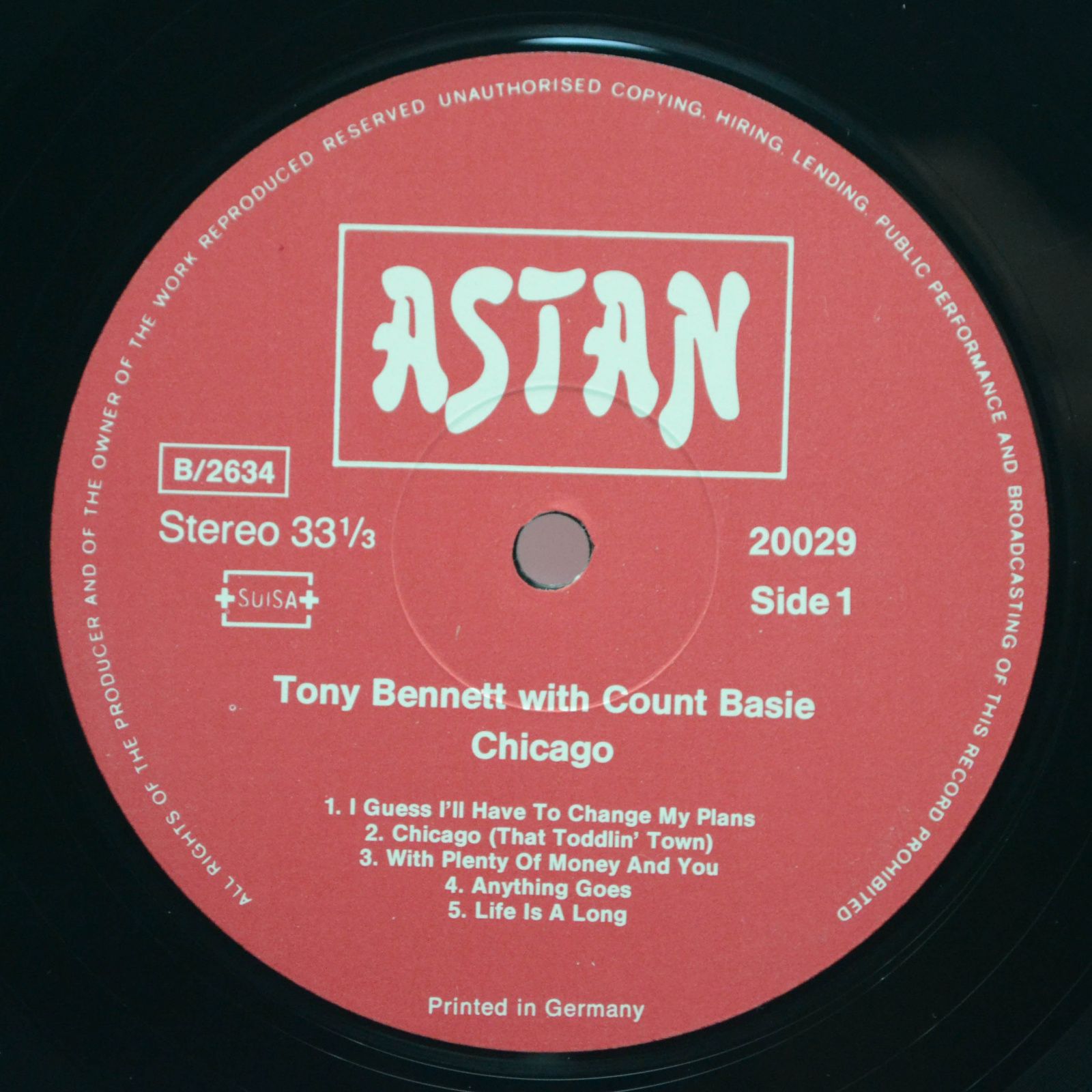 Tony Bennet featuring: Count Basie — "Jeepers Creepers", 1984