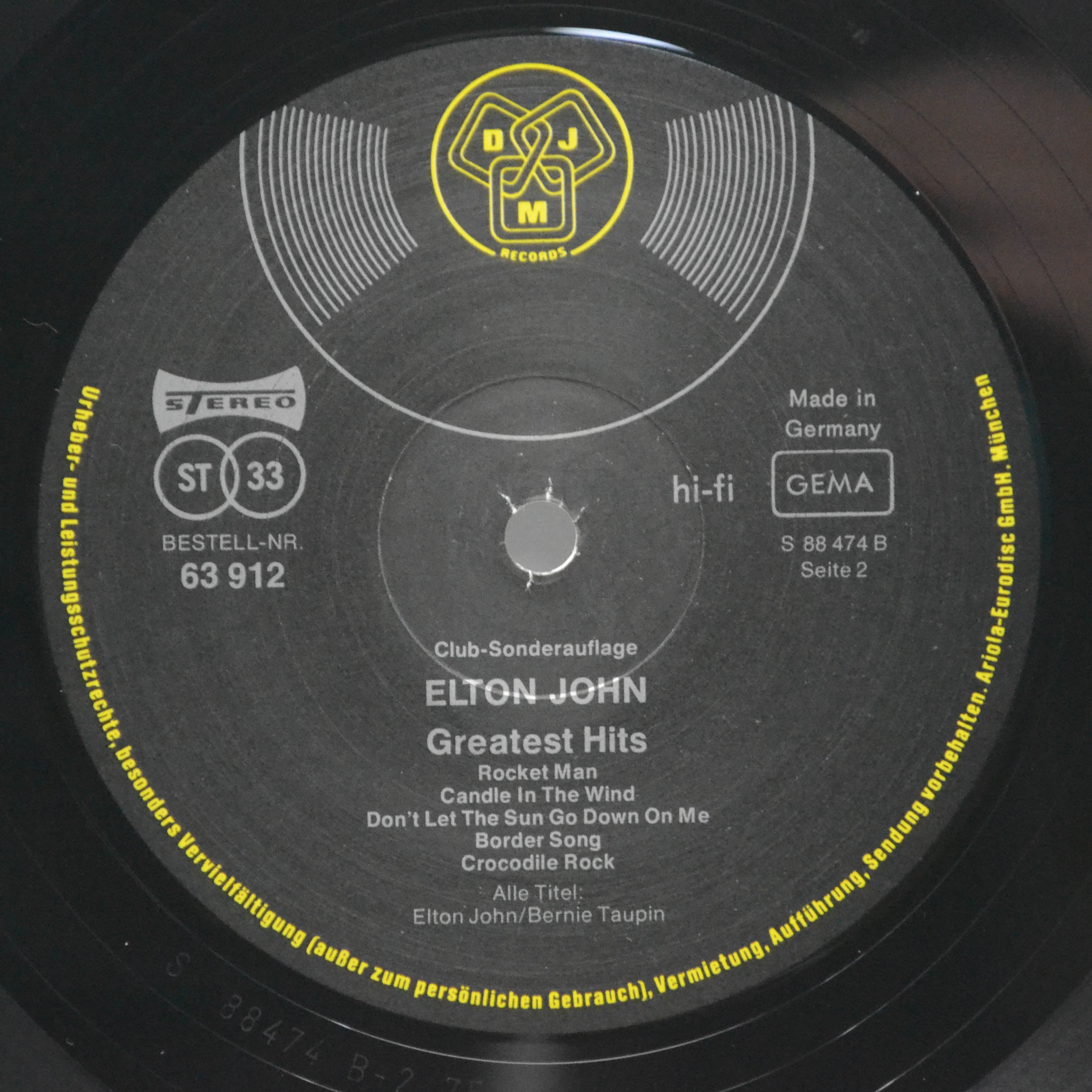 Elton John — Greatest Hits, 1975