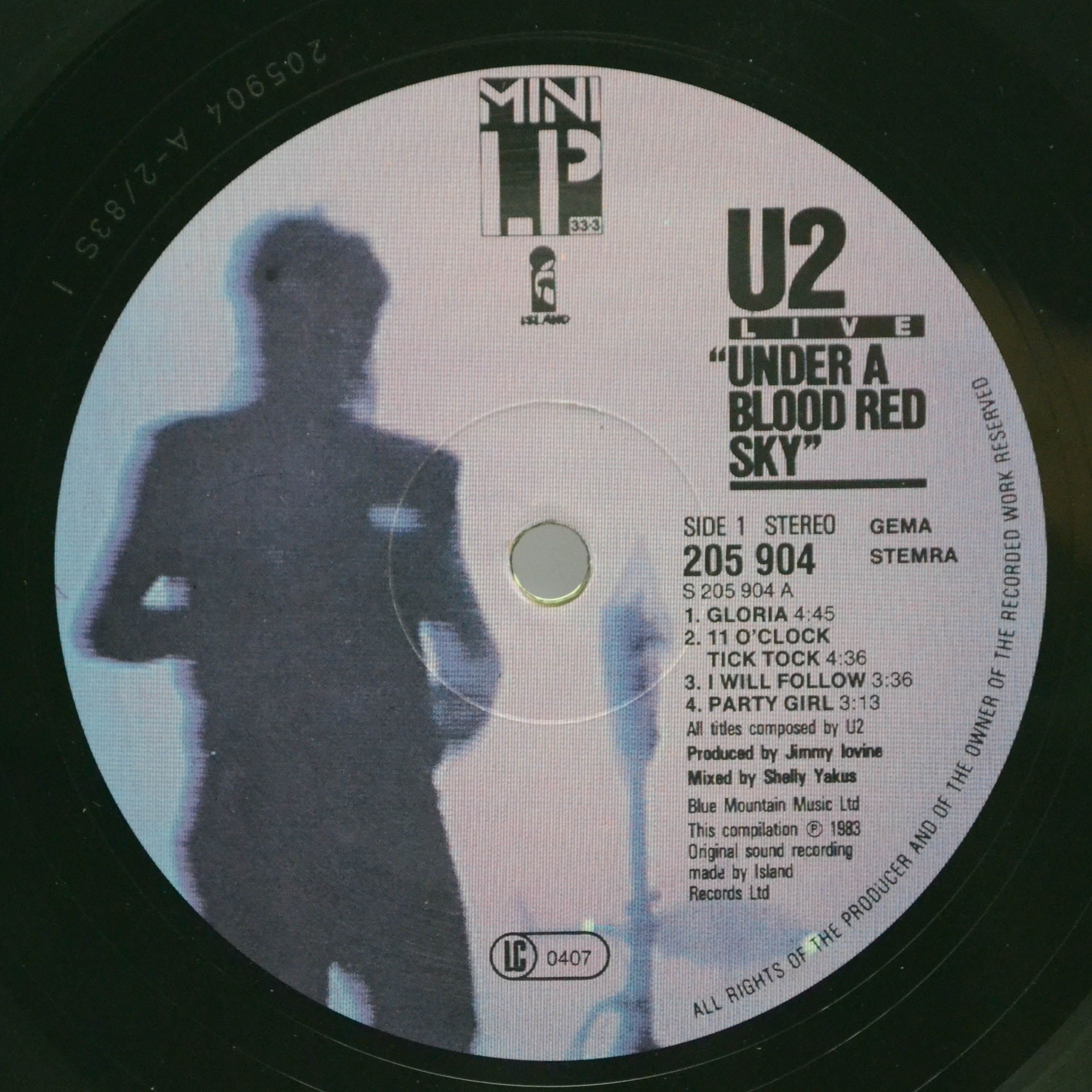 U2 — Live "Under A Blood Red Sky", 1983