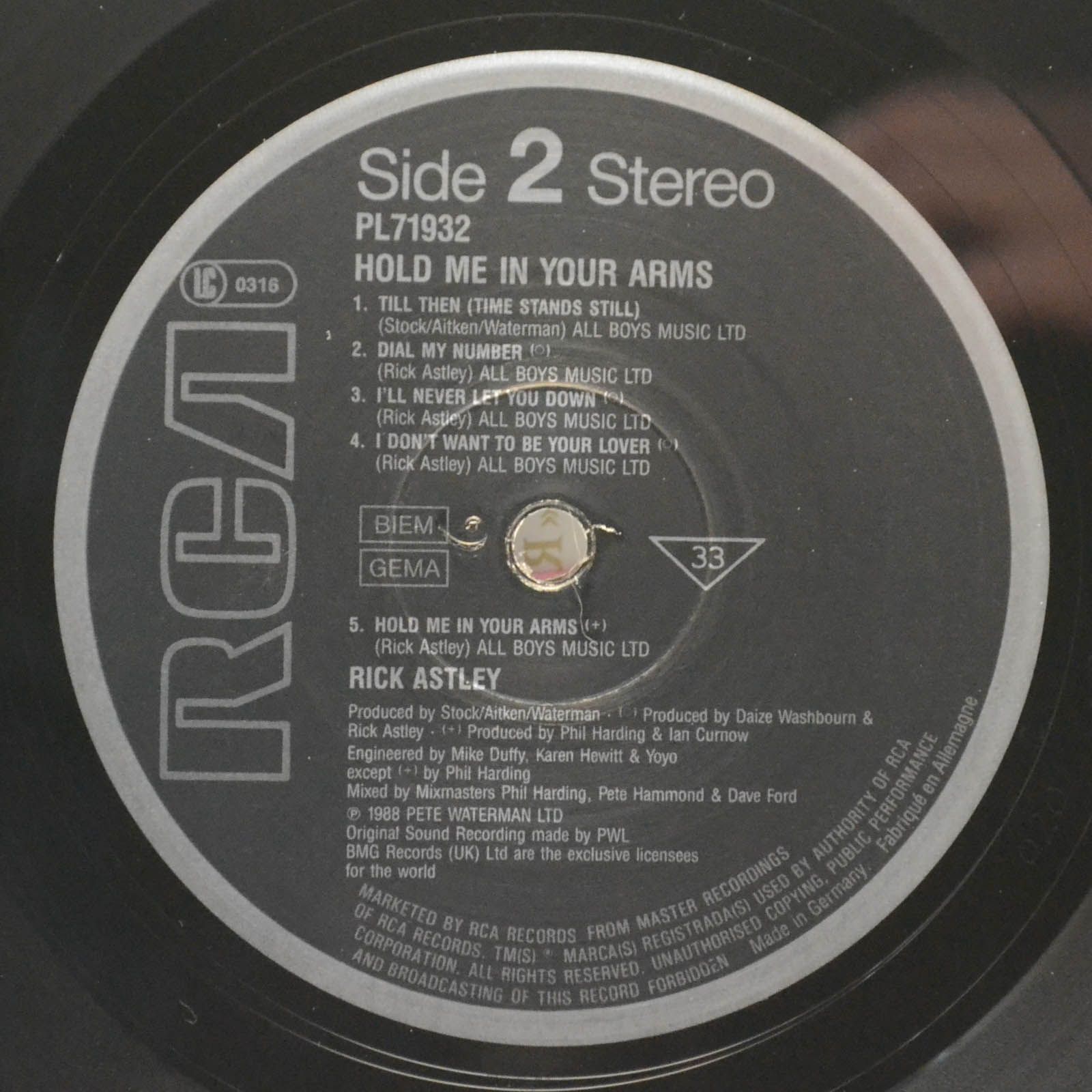 Rick Astley — Hold Me In Your Arms, 1988