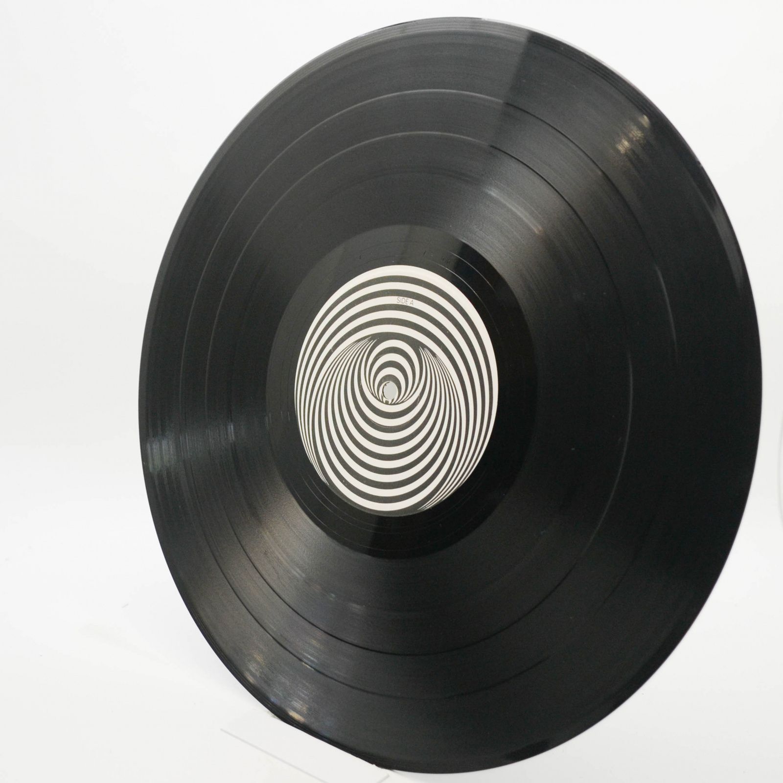 Black Sabbath — Black Sabbath (UK, Vertigo "Swirl"), 1970