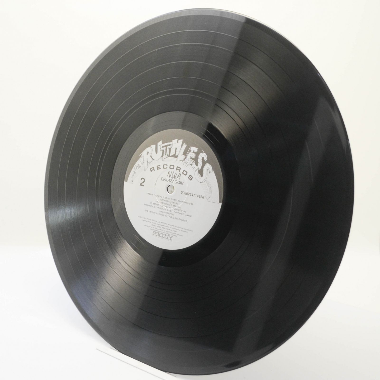 N.W.A — Efil4zaggin, 1991