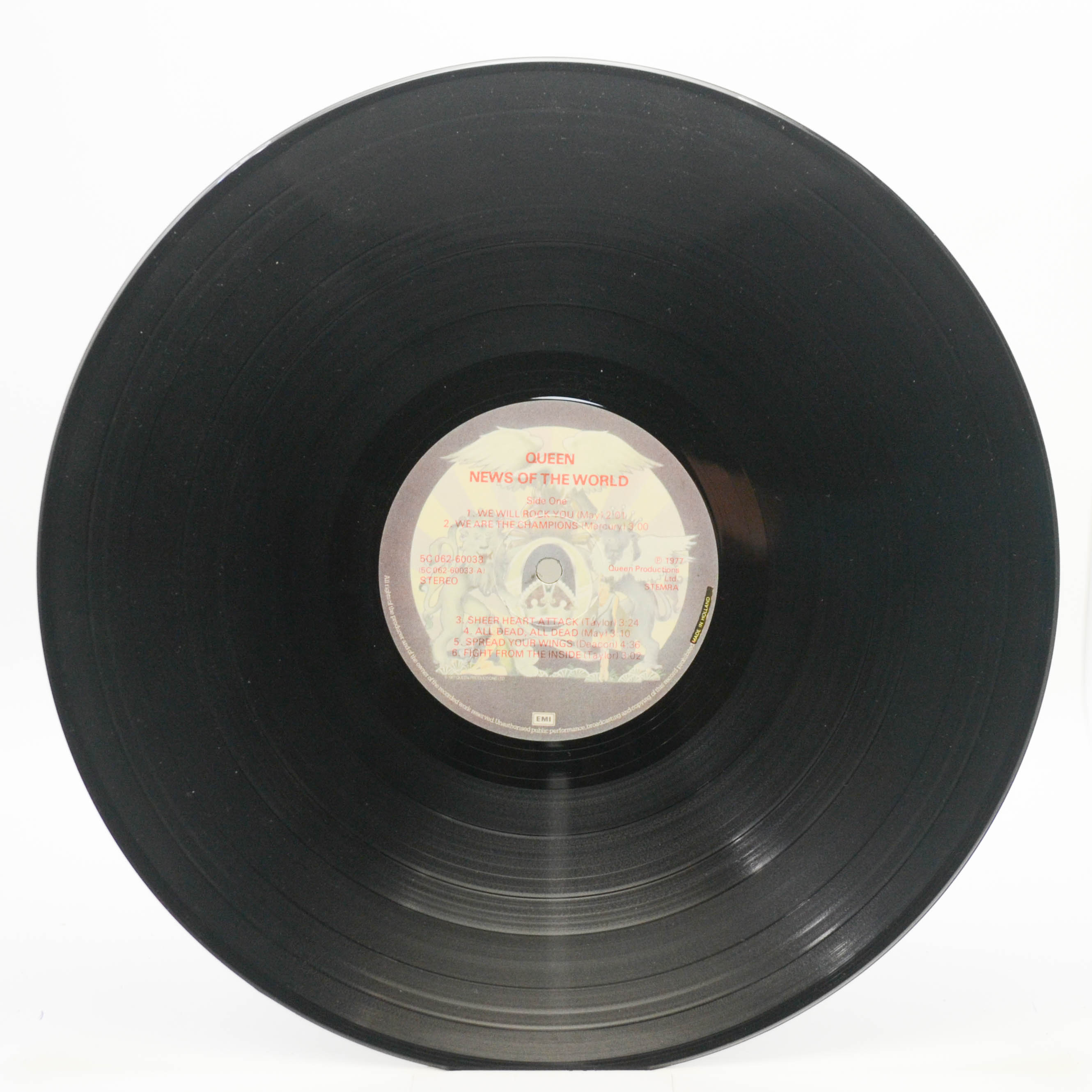 Queen — News Of The World, 1977