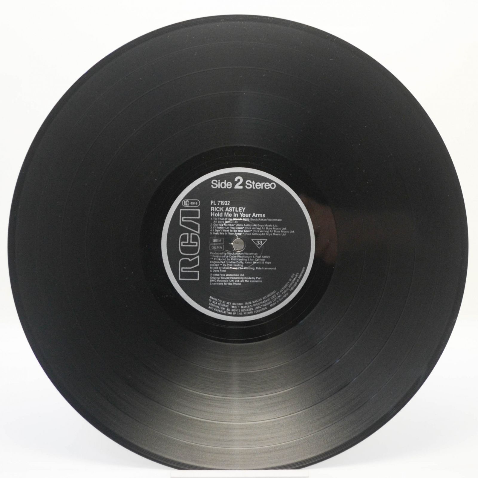 Rick Astley — Hold Me In Your Arms, 1988