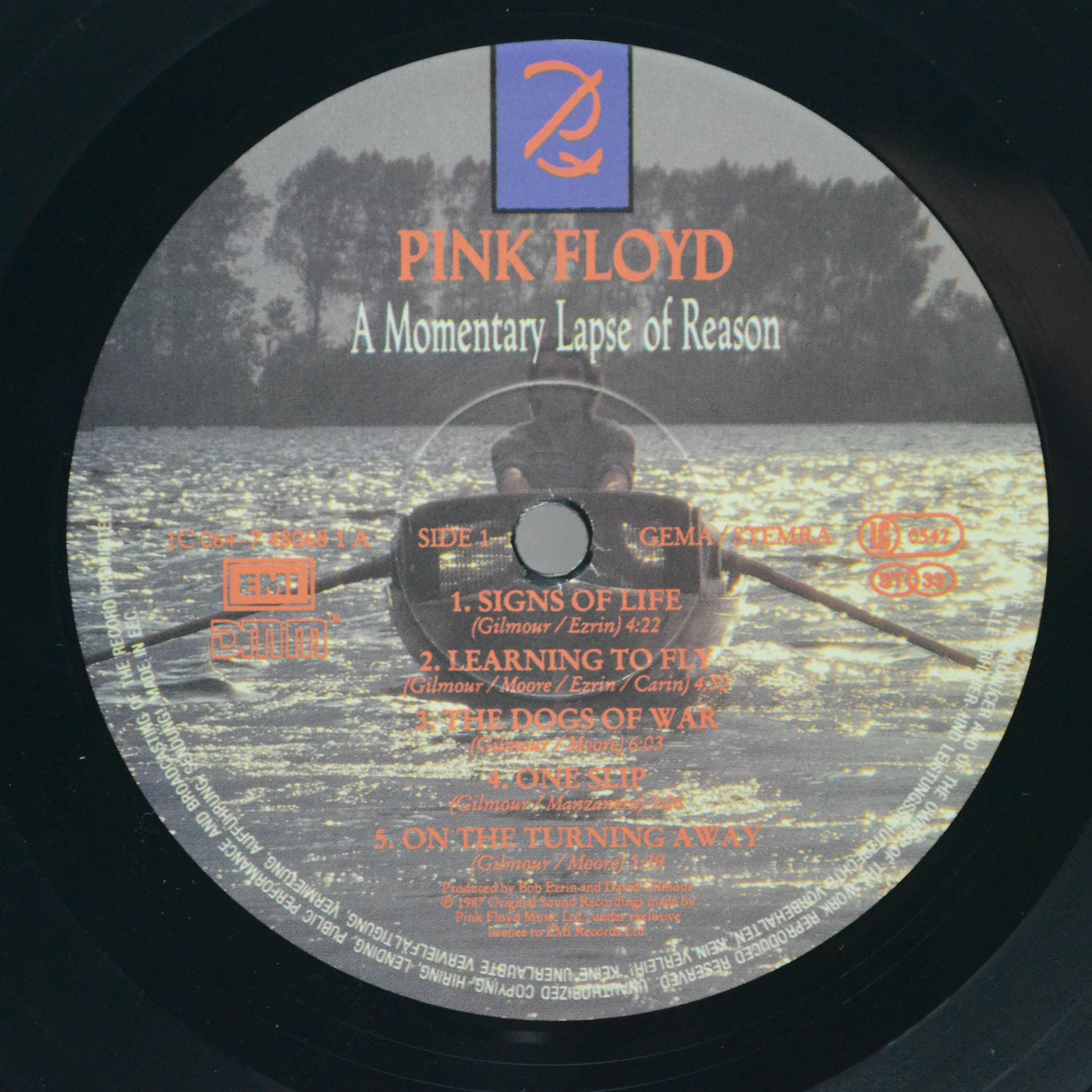Pink Floyd — A Momentary Lapse Of Reason, 1987