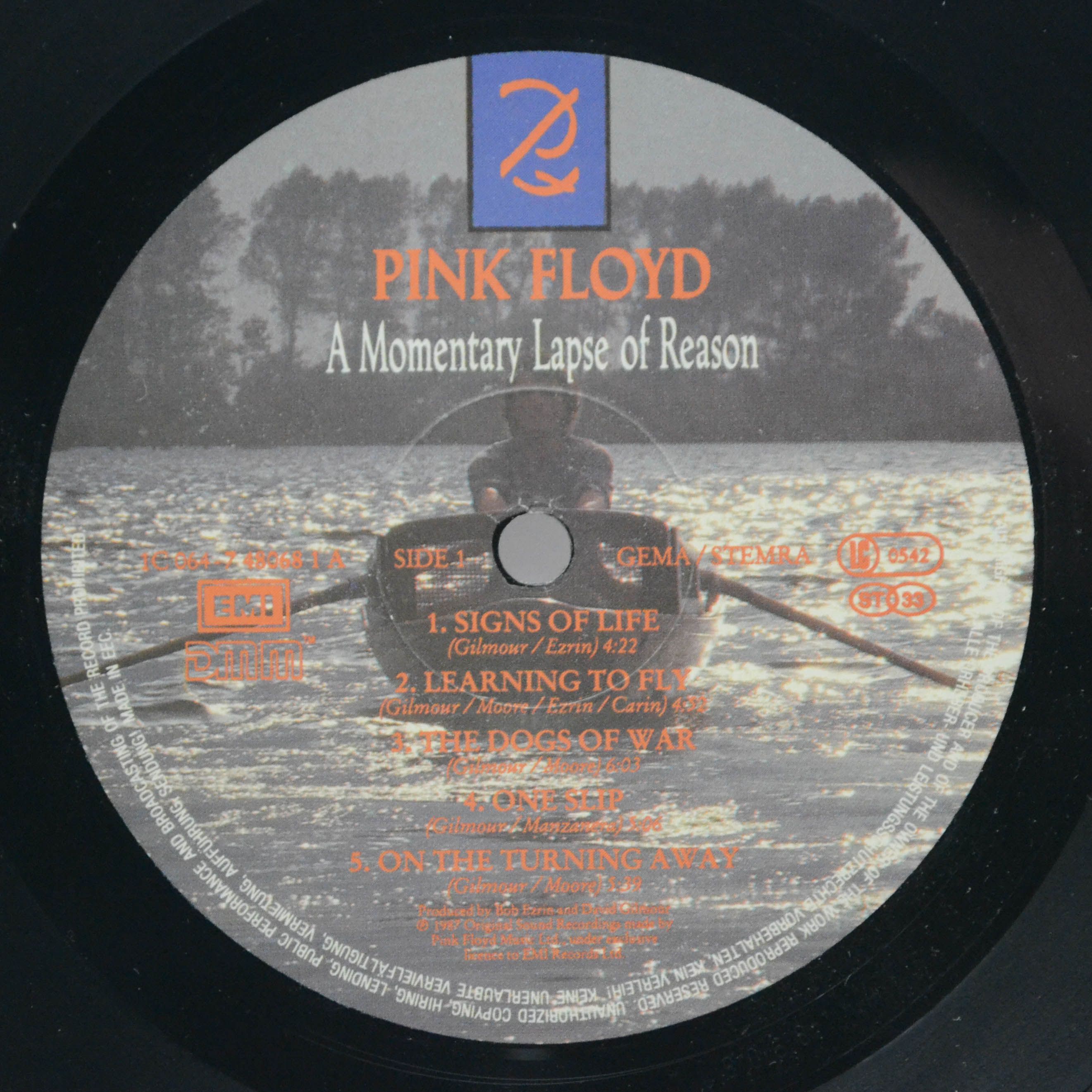 Pink Floyd — A Momentary Lapse Of Reason, 1987