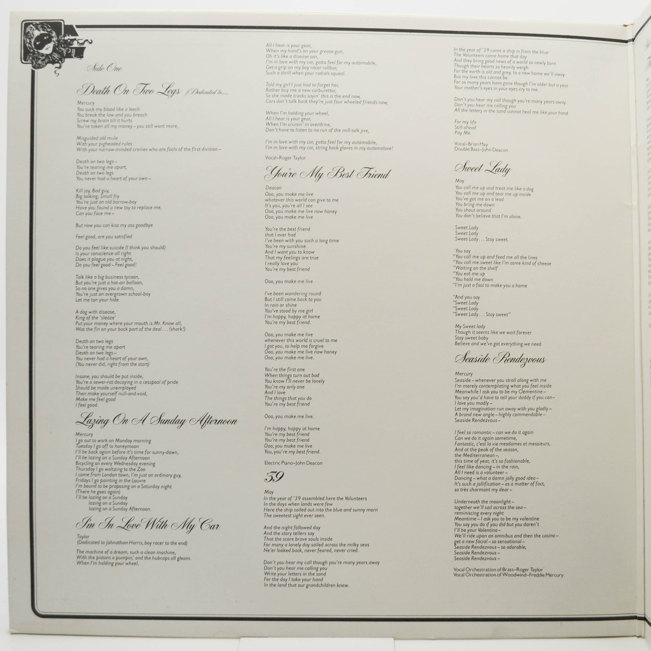 Queen — A Night At The Opera, 1975