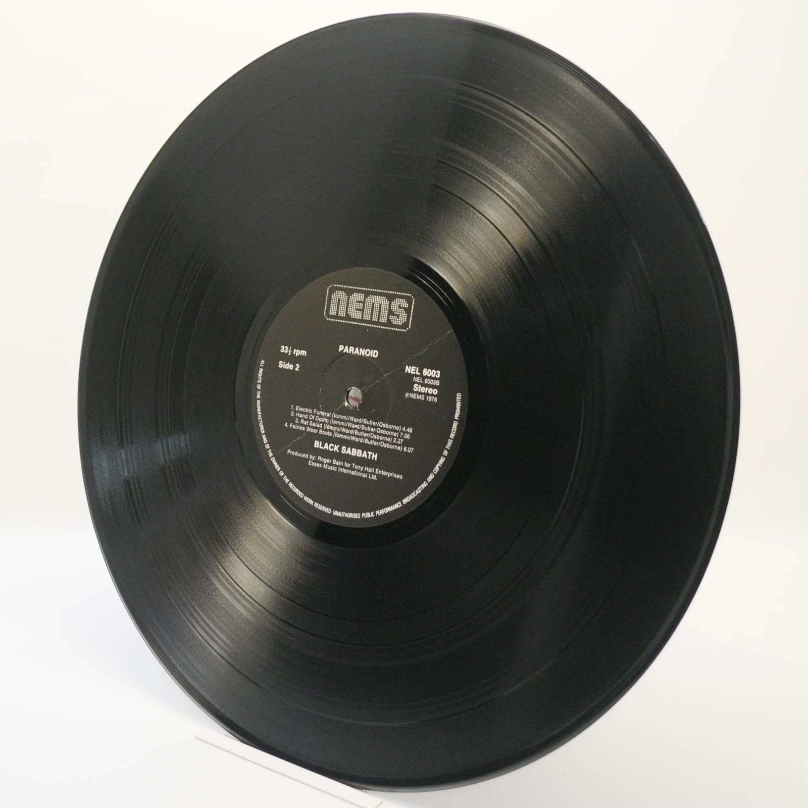 Black Sabbath — Paranoid (UK), 1970