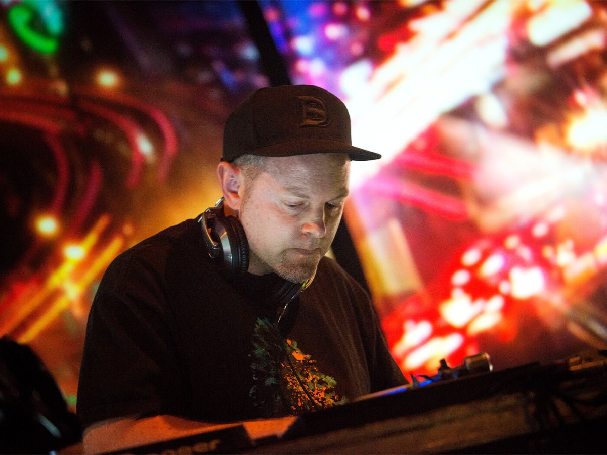 DJ Shadow