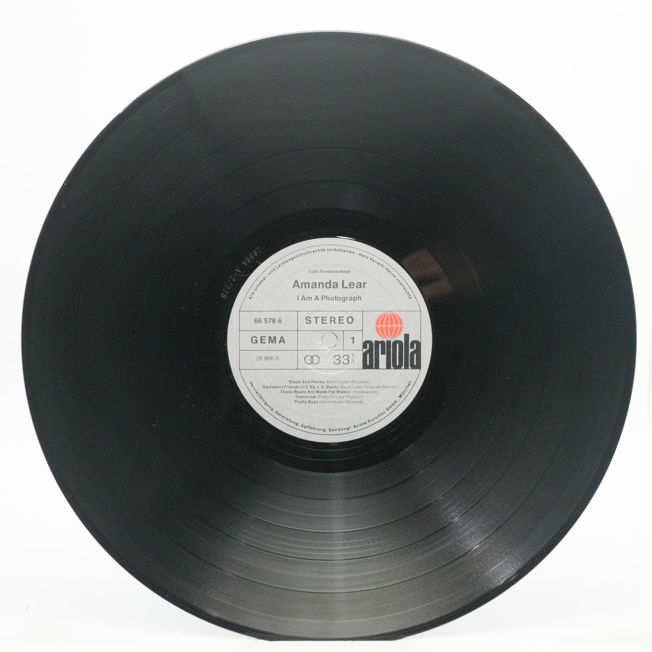 Amanda Lear — I Am A Photograph, 1977