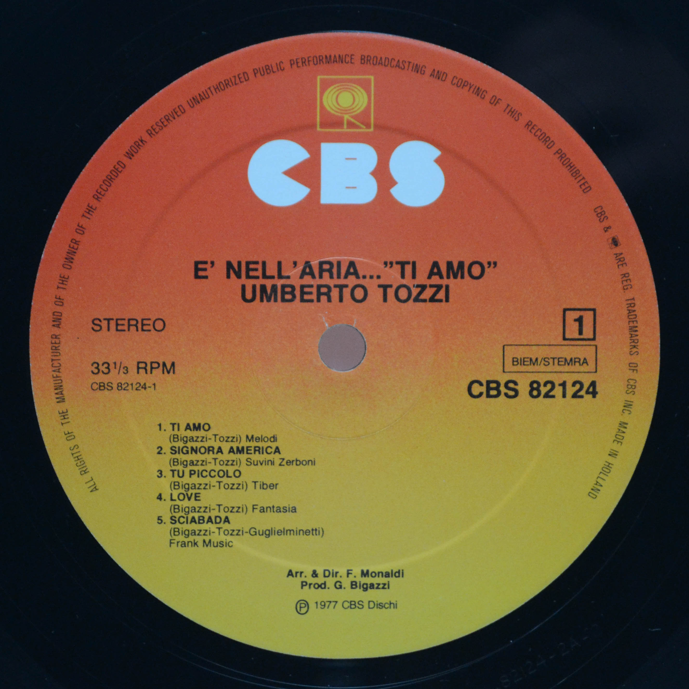 Umberto Tozzi — È Nell'Aria...Ti Amo, 1977