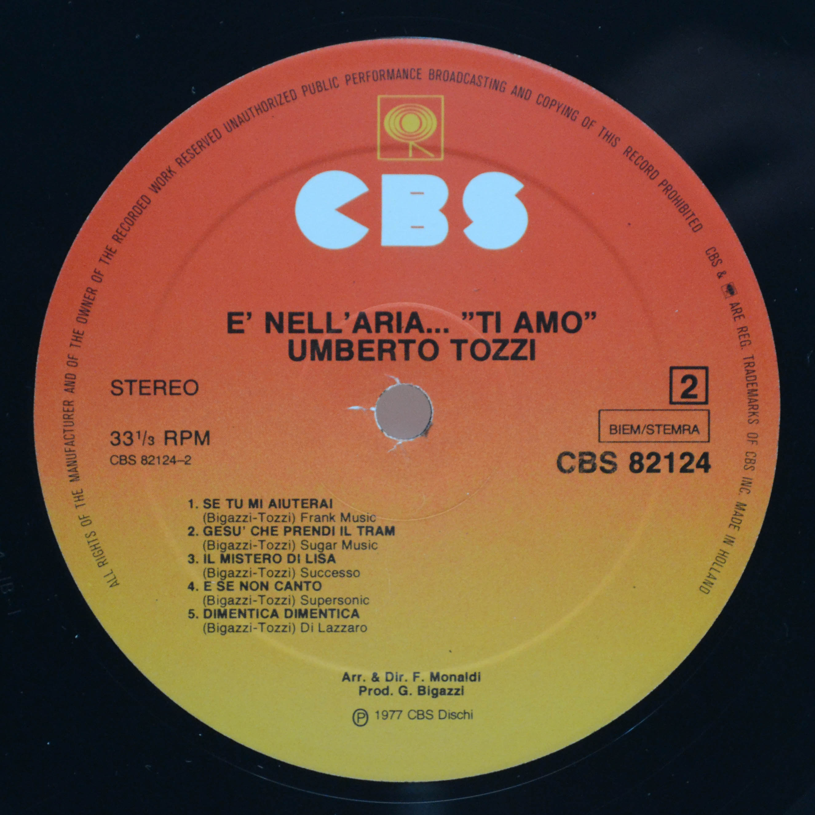 Umberto Tozzi — È Nell'Aria...Ti Amo, 1977