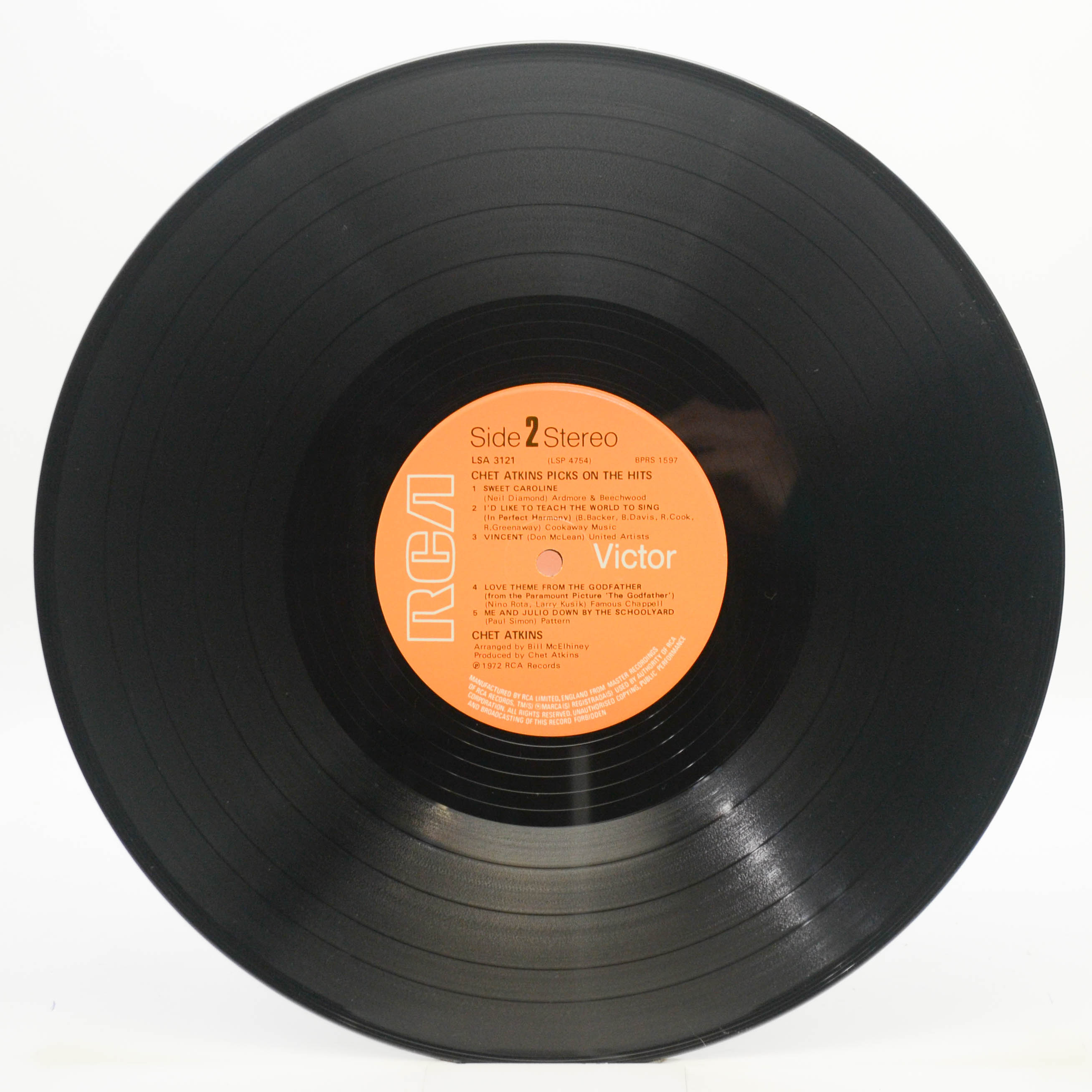 Chet Atkins — Picks On The Hits (UK), 1972