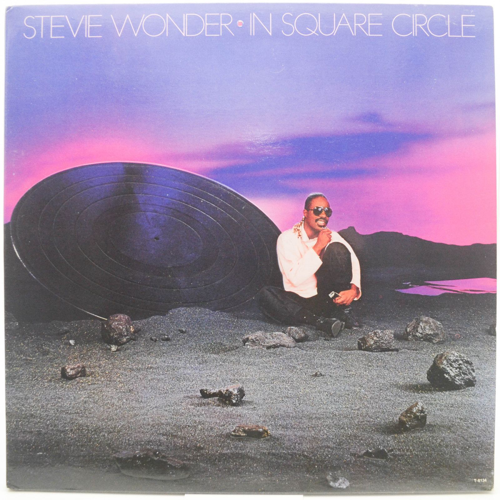 Stevie Wonder — In Square Circle (booklet), 1985