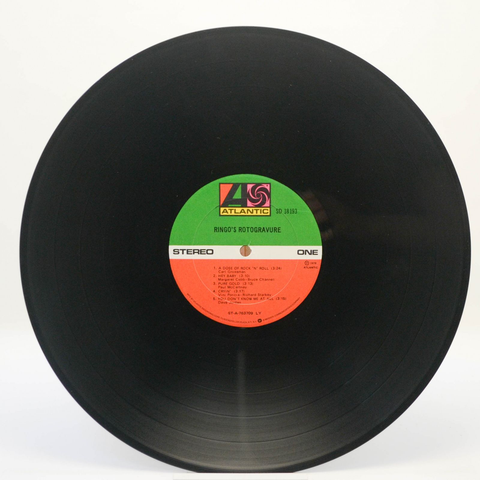 Ringo Starr — Ringo's Rotogravure (USA), 1976