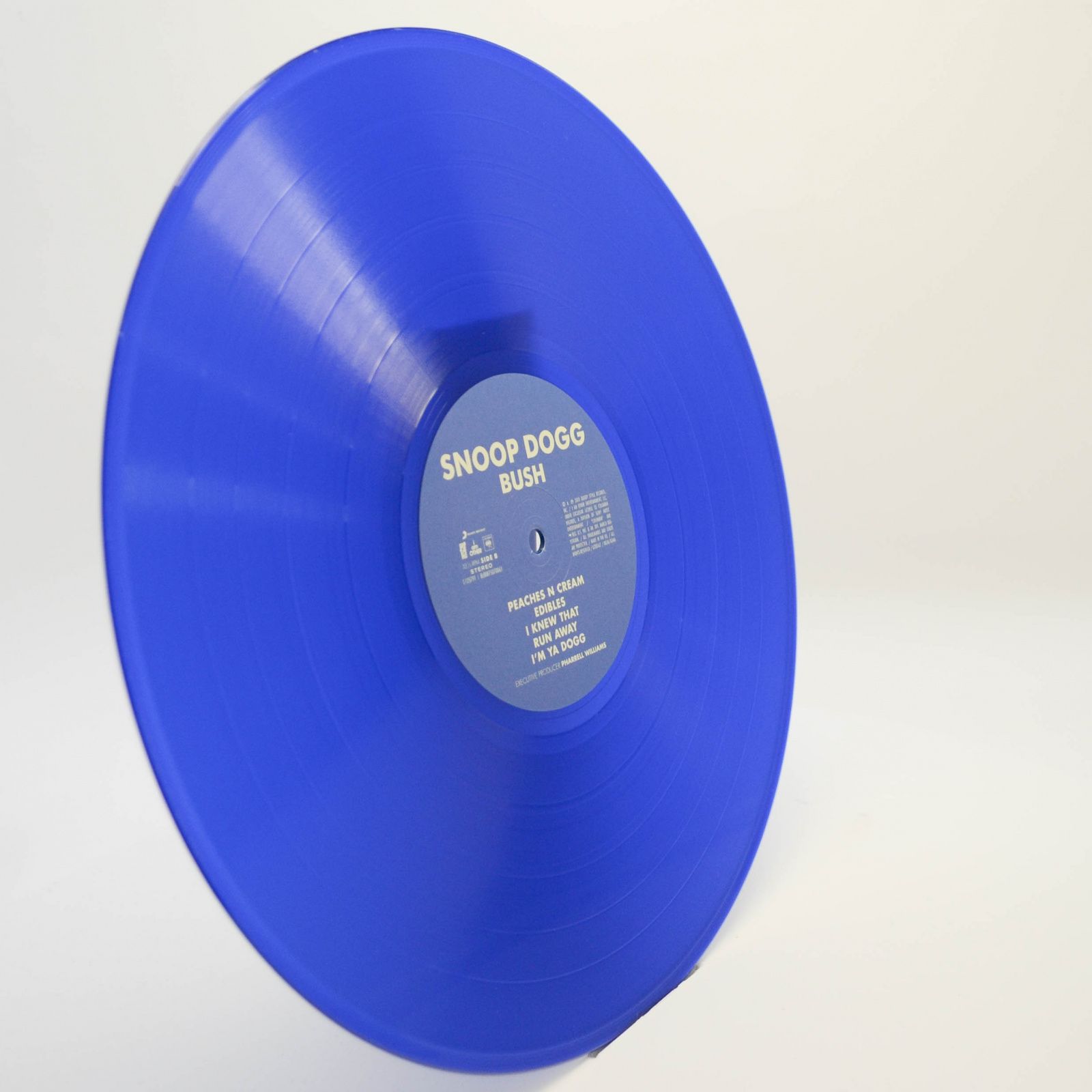 Snoop Dogg — Bush, 2015