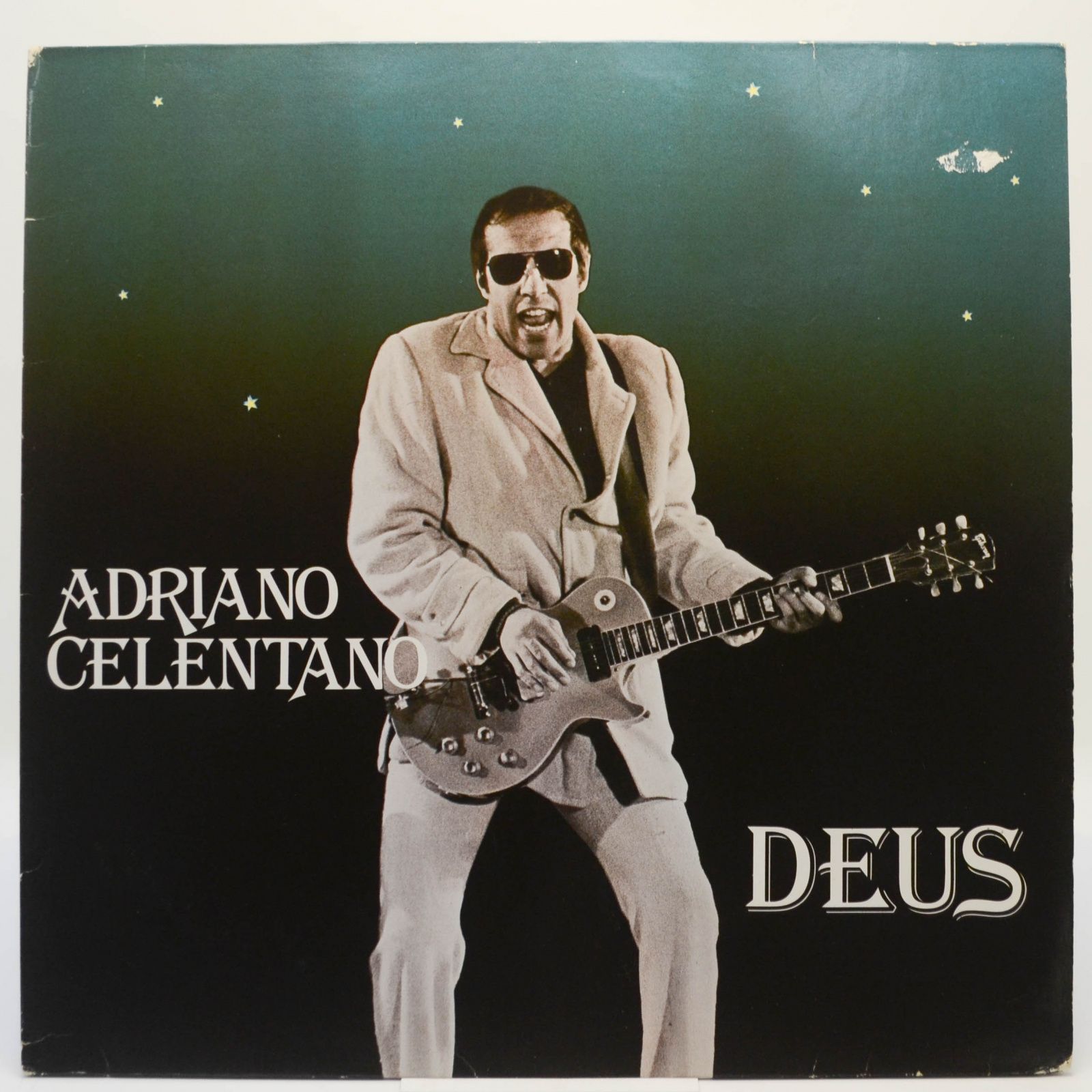 Deus, 1981