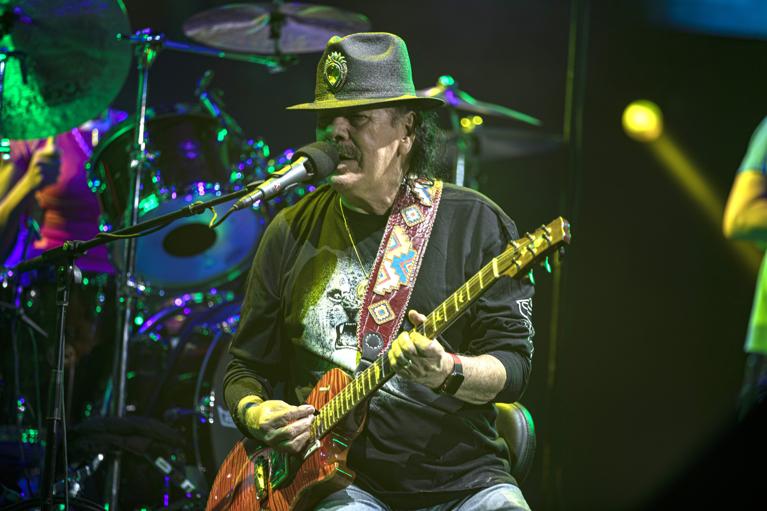 Carlos Santana