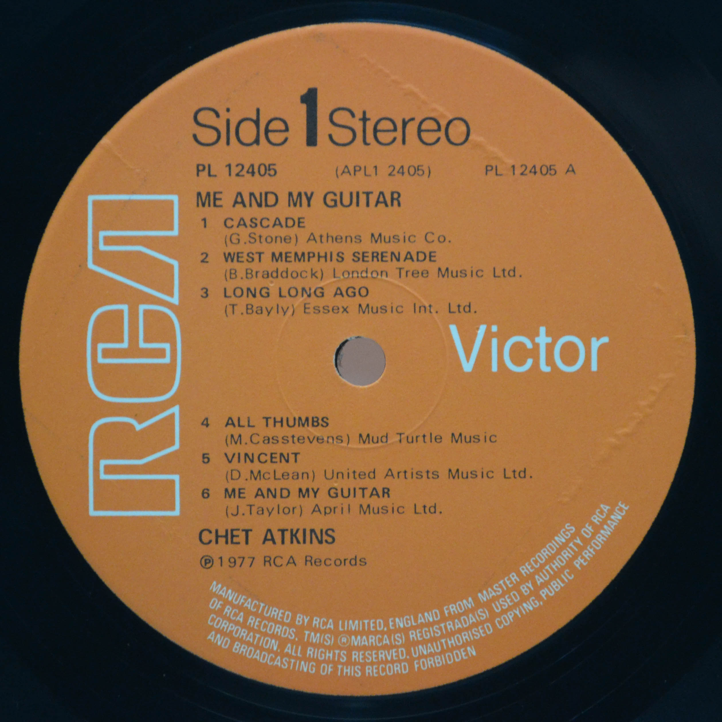 Chet Atkins — Me And My Guitar (UK), 1977