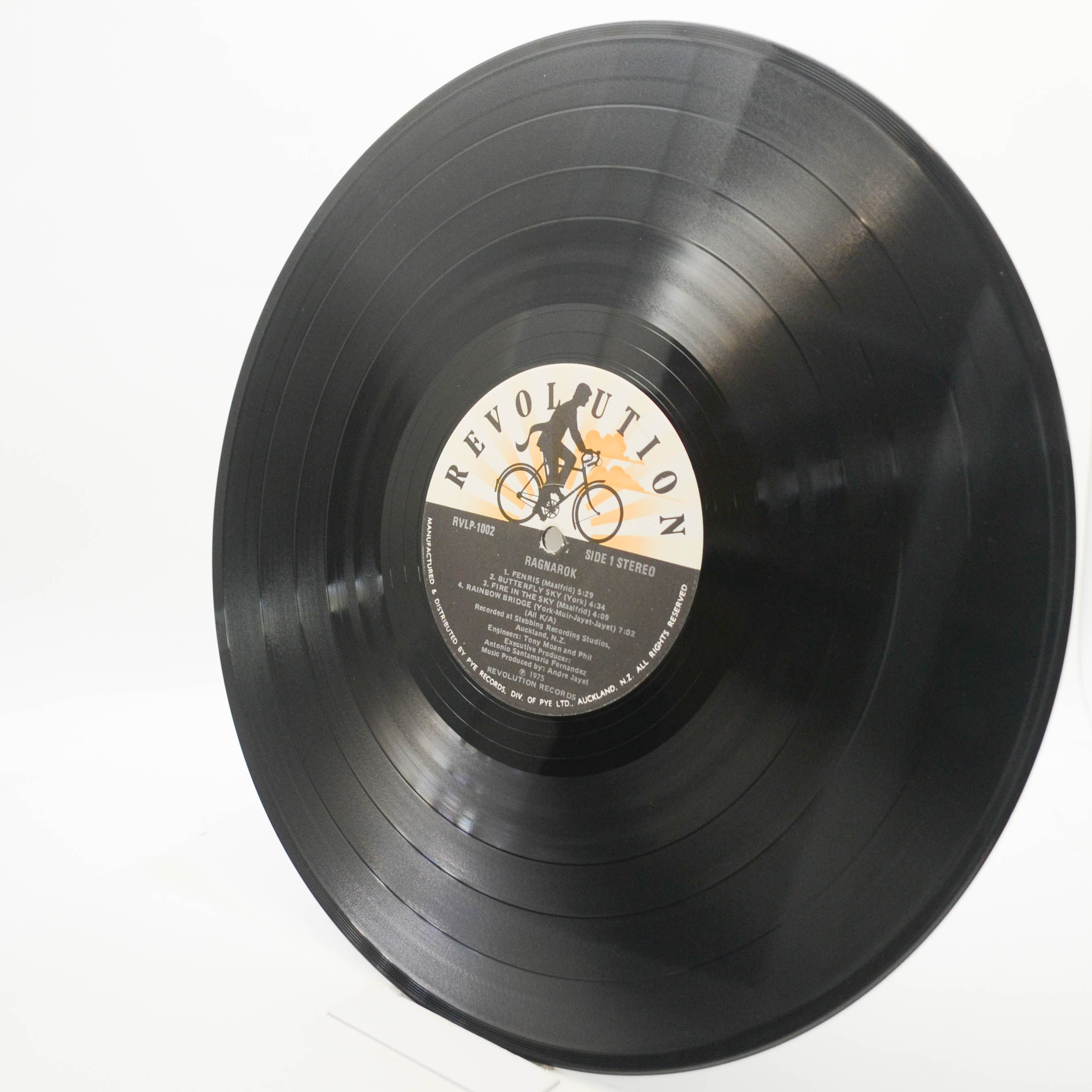 Ragnarok — Ragnarok (1-st, New Zealand), 1975