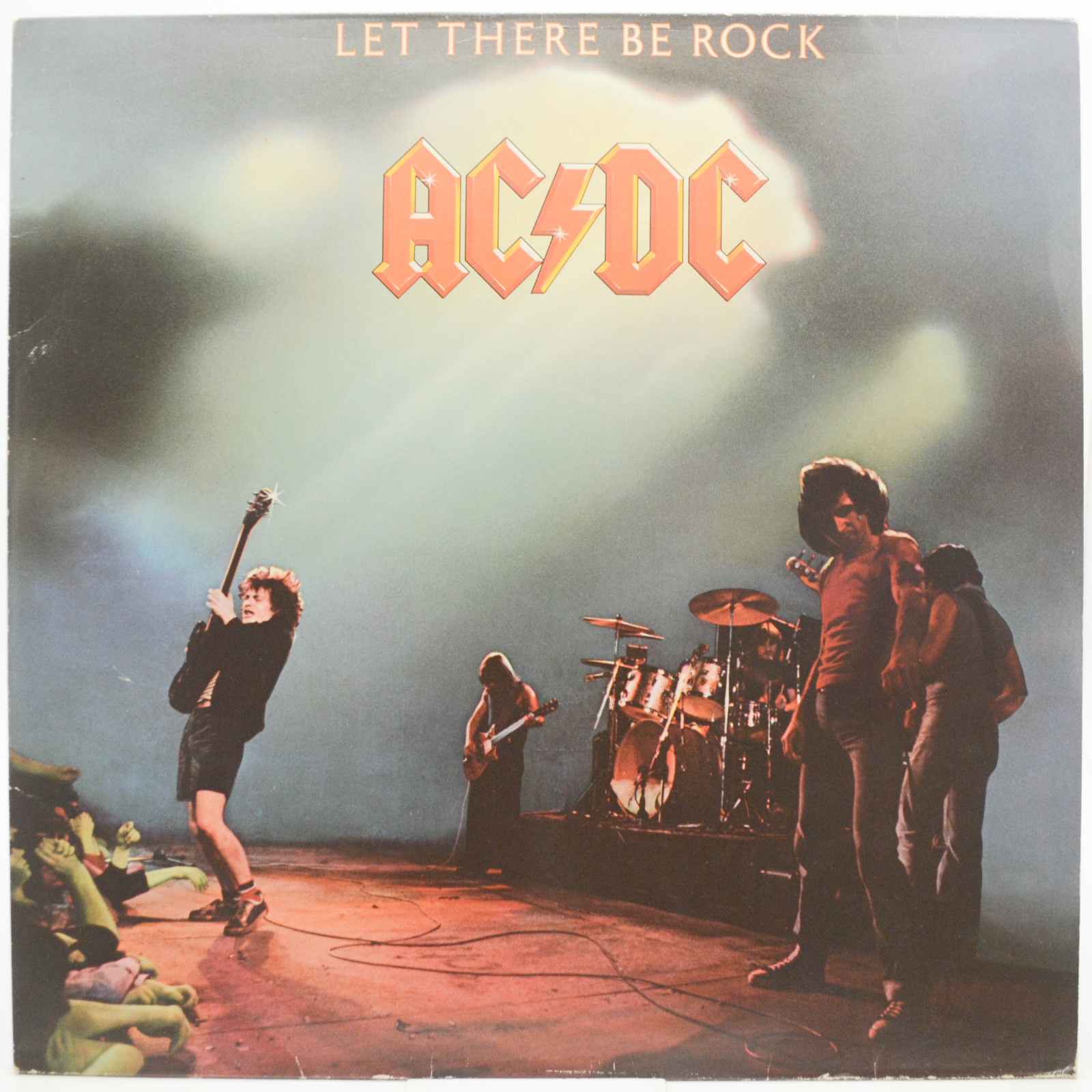 AC/DC — Let There Be Rock, 1977