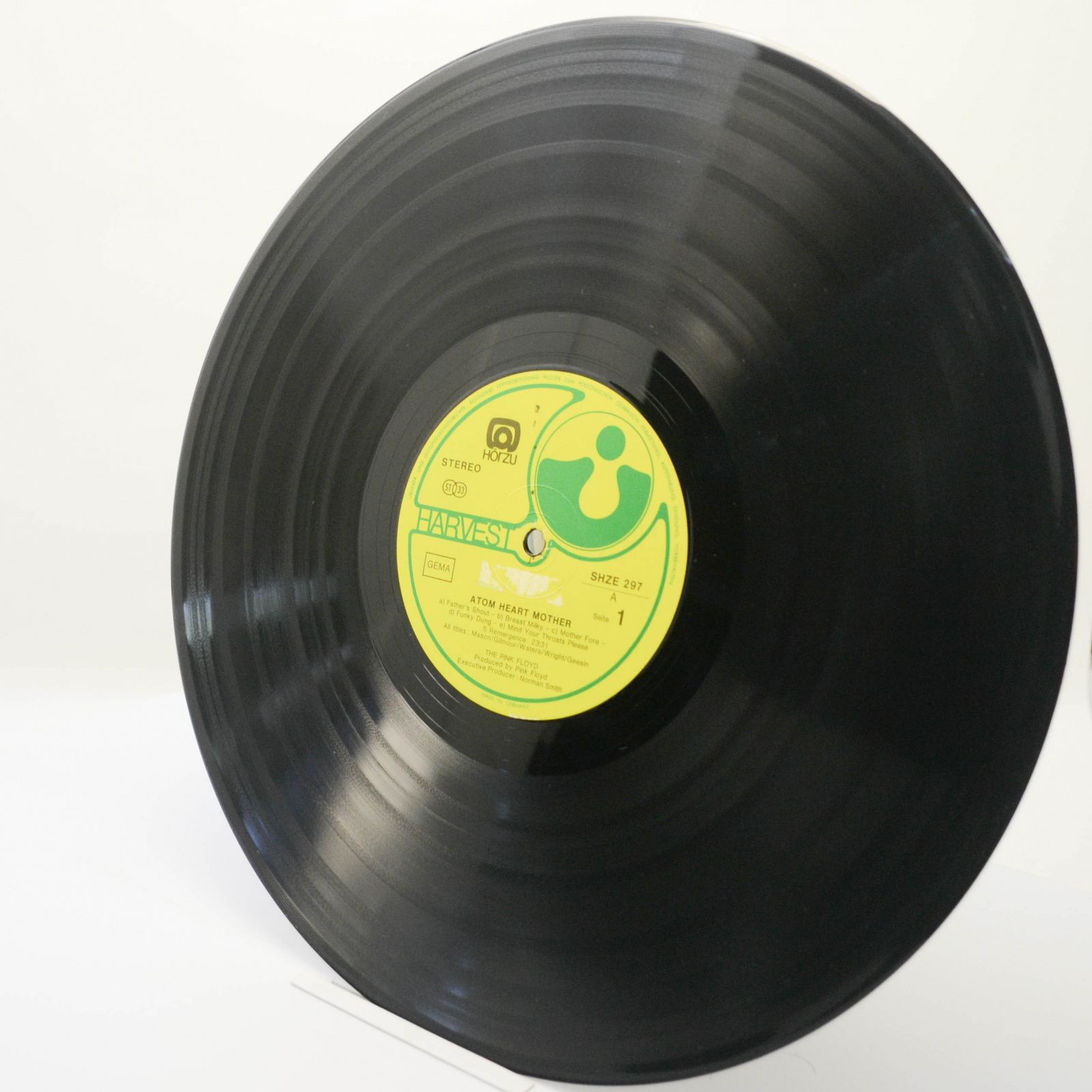 Pink Floyd — Atom Heart Mother, 1970